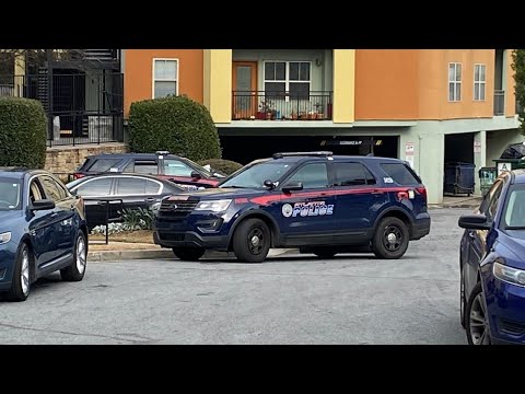 Atlanta Police investigate deadly shooting at apartment complex
