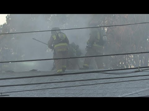 Firefighters battle fire at apartments in Buckhead
