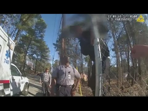 'Jumping is not the answer' | Atlanta Police officer talks distressed man off bridge