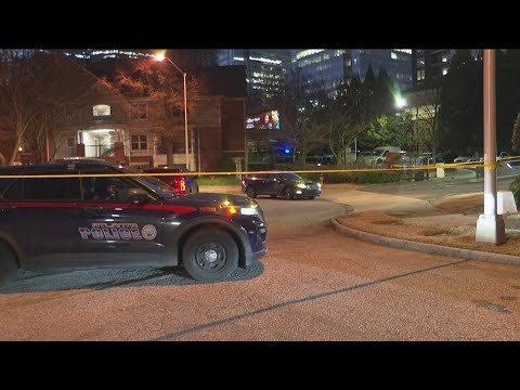 1 shot dead at apartments off Centennial Olympic Park Drive in Atlanta