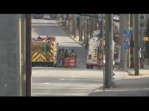 Gas leak contained after shutting down busy Atlanta intersections