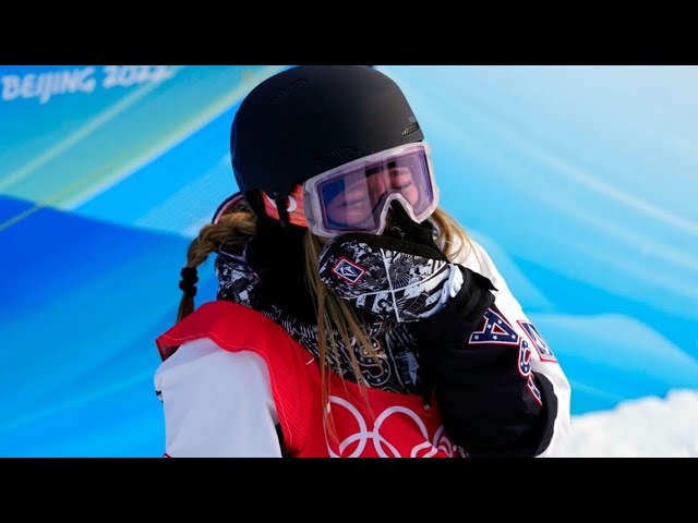 Chloe Kim wins back-to-back gold in snowboarding halfpipe at Winter Olympics