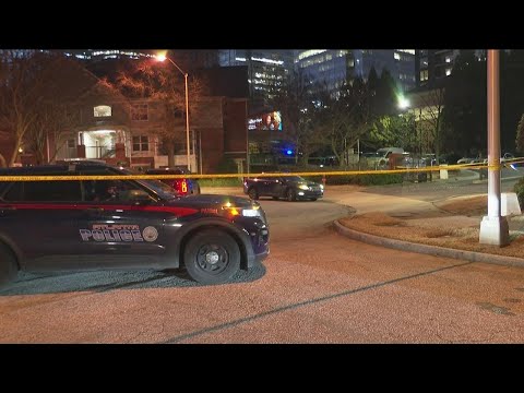 Man shot, killed outside downtown Atlanta apartment complex