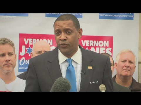 Vernon Jones drops out of Georgia gubernatorial race