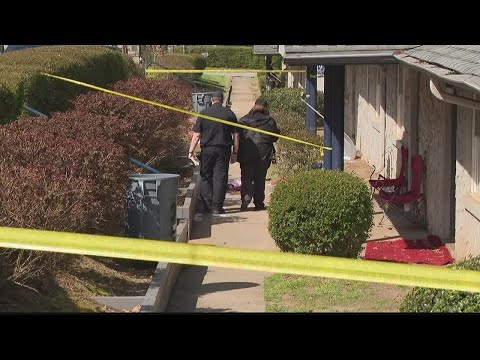 Atlanta Police searching for 2 people in Oakland City shooting