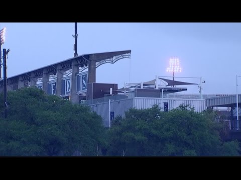 2 struck by lightning at Spring Training game in Florida