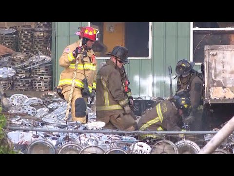 Firefighters contain flames at Atlanta tire salvage yard