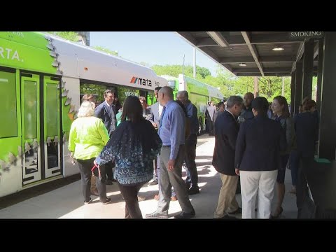 MARTA debuts electric buses on Earth Day