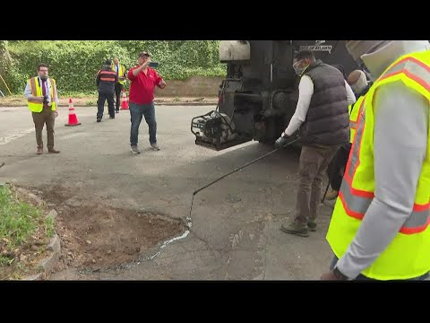 Pothole posse relaunches in Atlanta, says they'll fill 30 a day