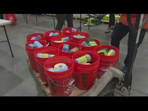 Home Depot packs 7K disaster relief kits