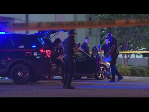 Police search for three suspects after man shot in Buckhead