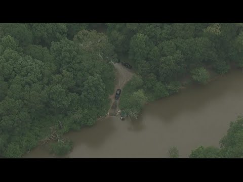 Crews search for missing swimmer on Chattahoochee River