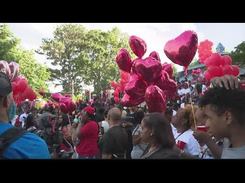 Hundreds mourn Atlanta rapper Trouble at vigil