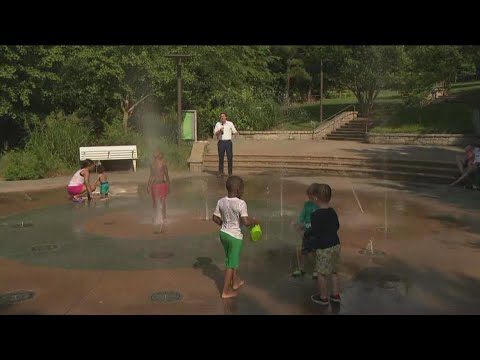 Kids cool off at Old Fourth Ward | Here are signs of heat illness