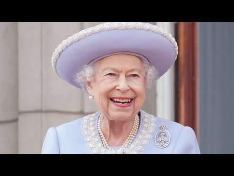 Queen Elizabeth II’s Platinum Jubilee kicks off with pomp | Watch Live