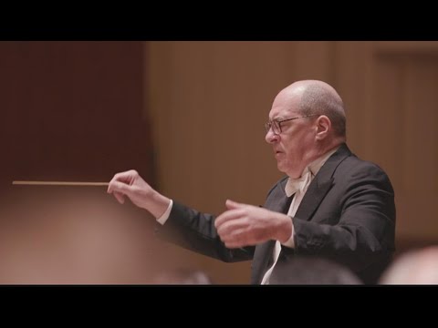 Conductor lifts his baton for last time heading Atlanta Symphony Orchestra