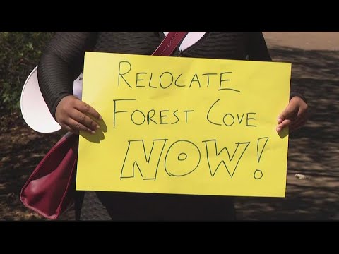 City struggles to relocate families from Forest Cove apartments