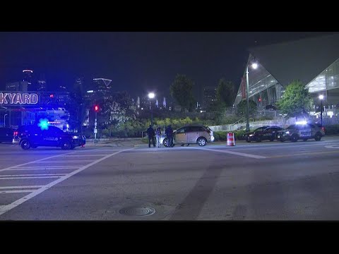 Teenage girl shot, rushed to hospital after being chased in Downtown Atlanta