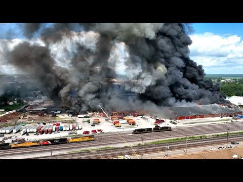 Drone video of huge fire at Illinois plant