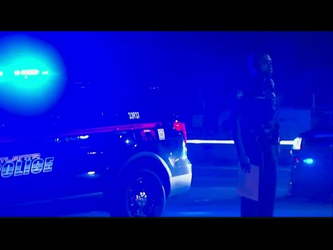 Atlanta hit and run on Donald Hollowell Parkway | Woman killed