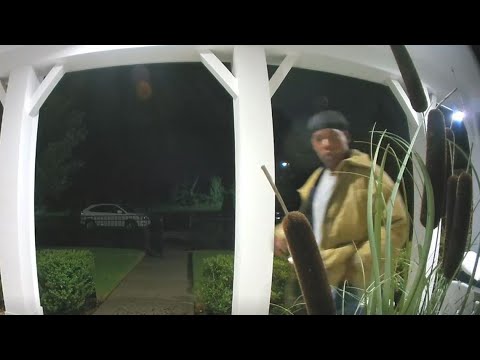 Atlanta Police looking for alleged prowler | Doorbell video