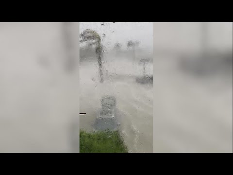 Strong winds and rain, heavy flooding in Fort Myers on Wednesday | Hurricane Ian
