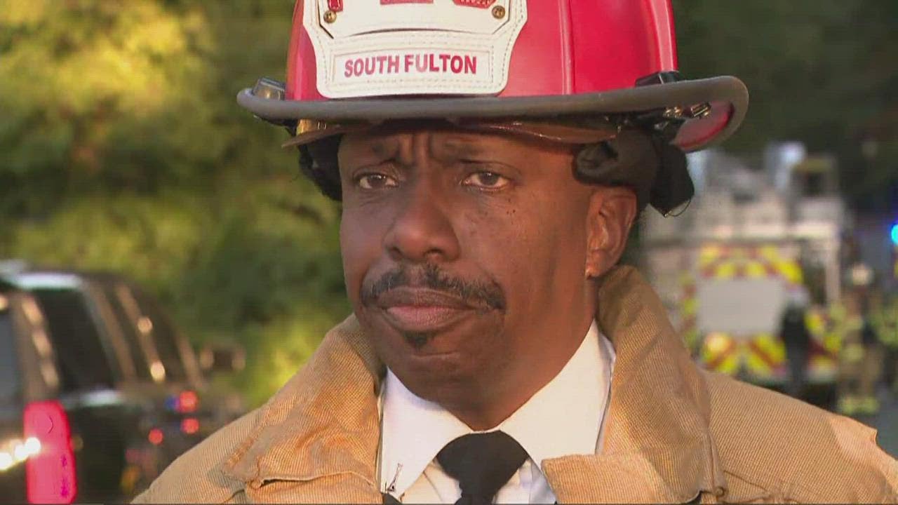 2 dead, 2 unaccounted for following South Fulton house fire, officials say