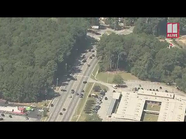 Large law enforcement response in Clayton County | Raw chopper video
