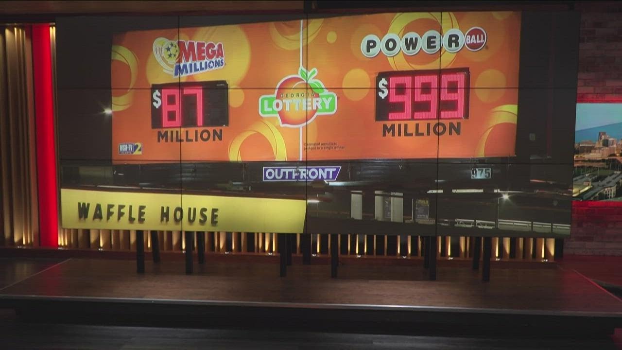 Powerball jackpot grows to almost $1 billion