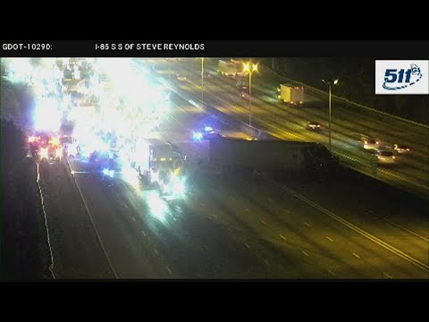 Wreck involving multiple tractor trailers shuts down I-85