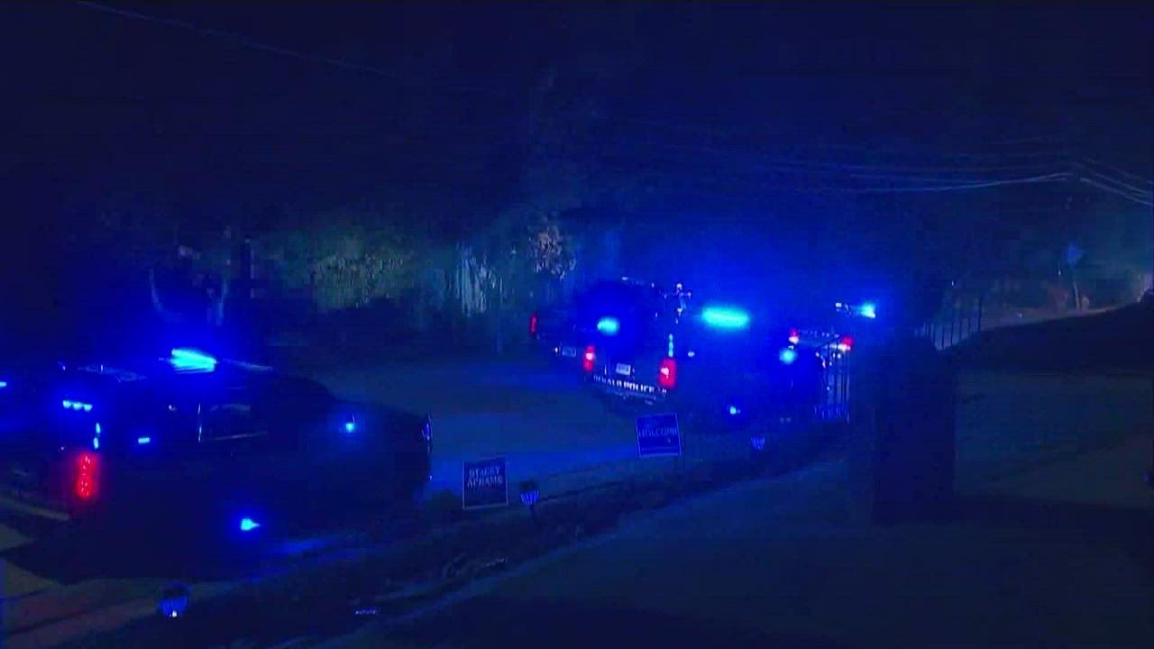 Chamblee Police officer rushed to hospital after being shot