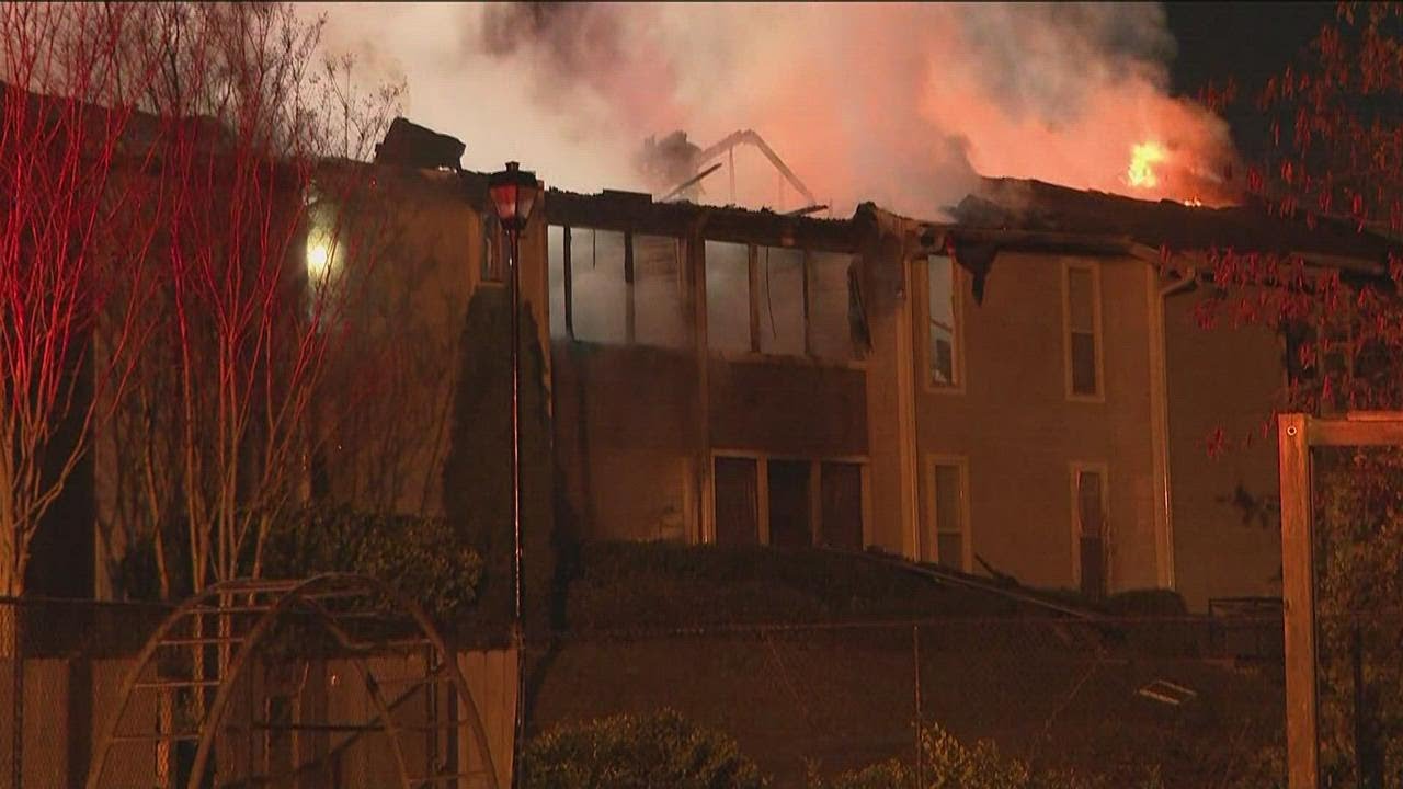 Dozens displaced after apartment fire in DeKalb County