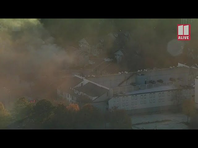 Fire at Atlanta apartment complex | Raw chopper video