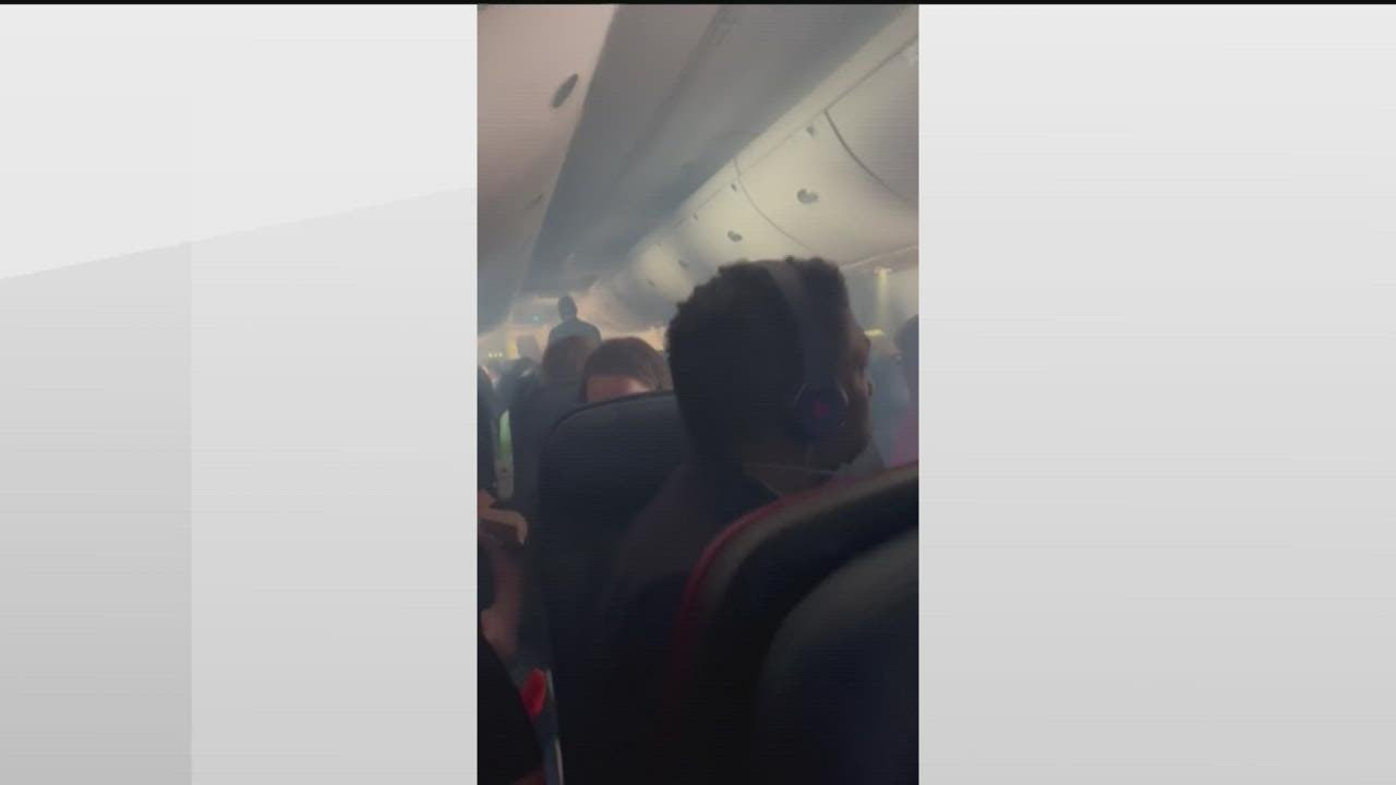 Delta flight makes emergency landing in Albuquerque | Atlanta to LA flight