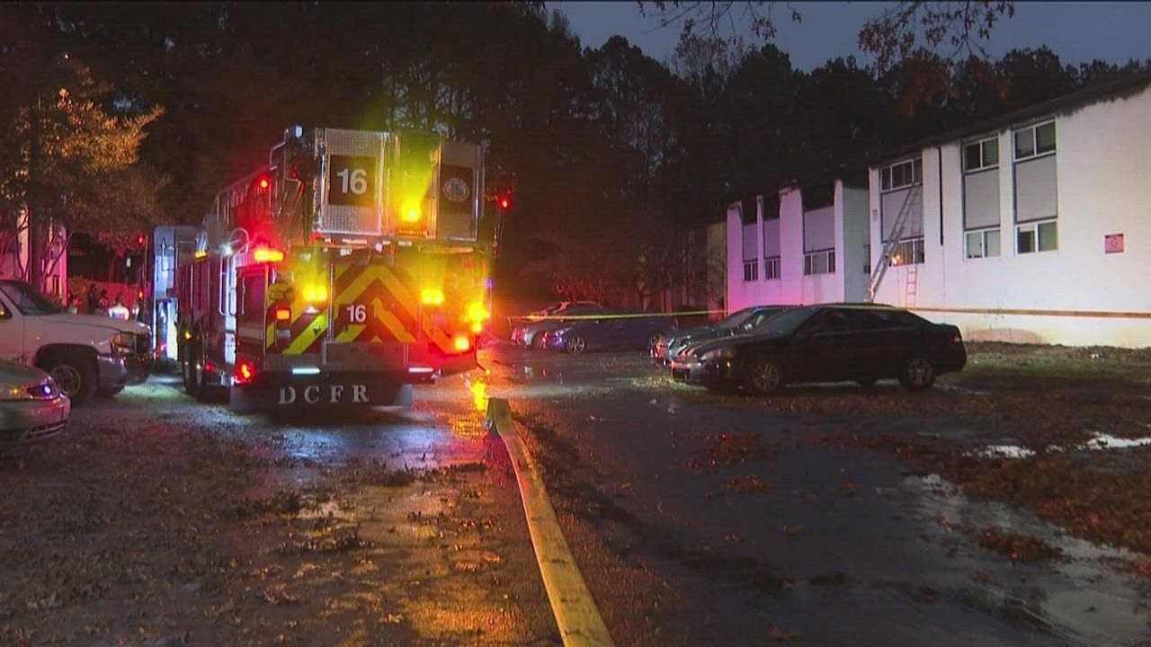 Multiple injured, juvenile detained after apartment fire in DeKalb County
