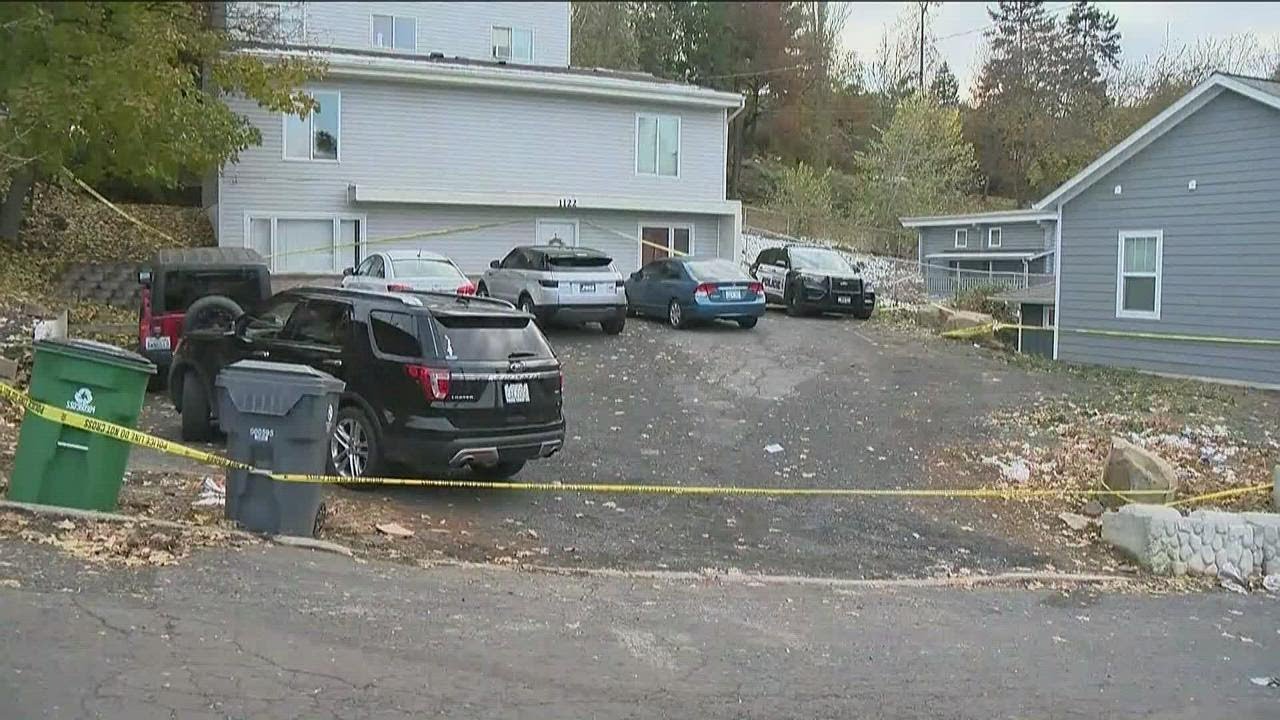 Four University of Idaho students murdered | Police say suspect still on loose
