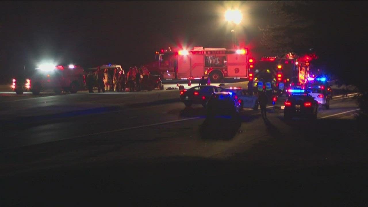 One killed in multi-car crash in Gwinnett County