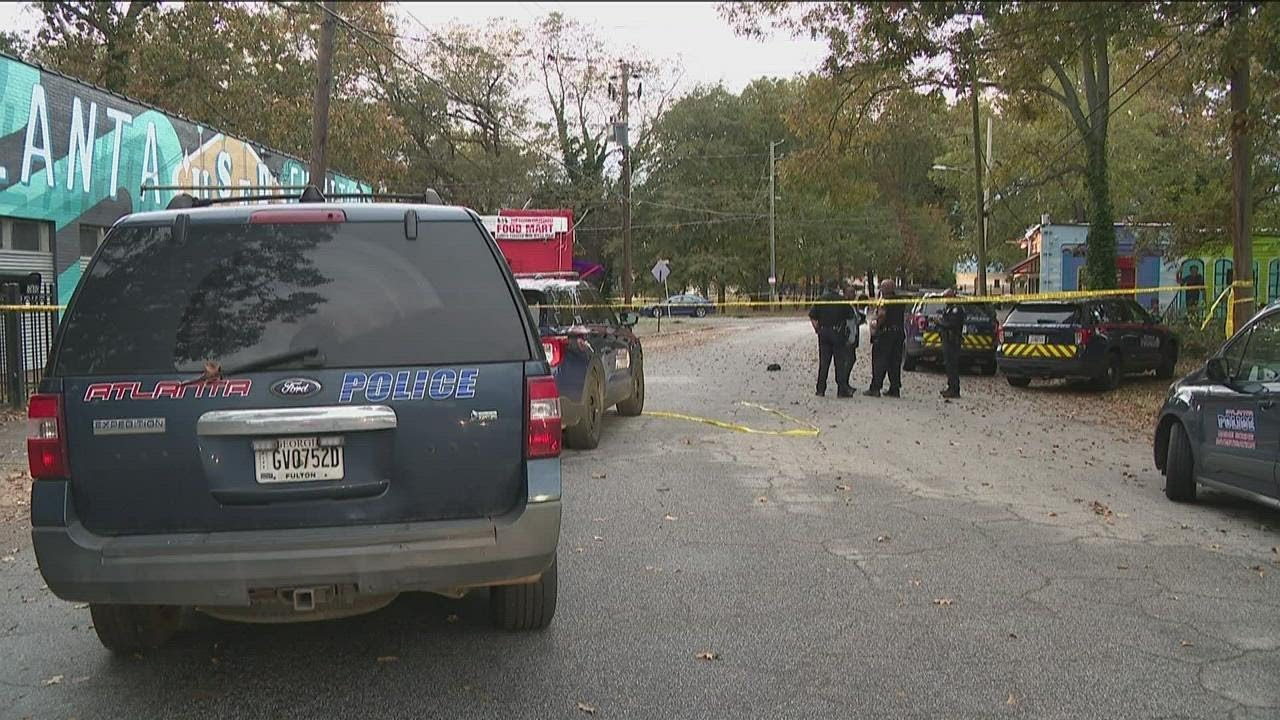 One person killed at Atlanta convenience store, police say