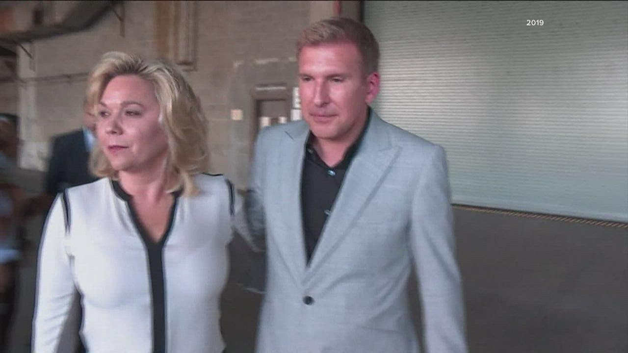 Reality TV's Chrisleys sentenced for bank fraud, tax evasion