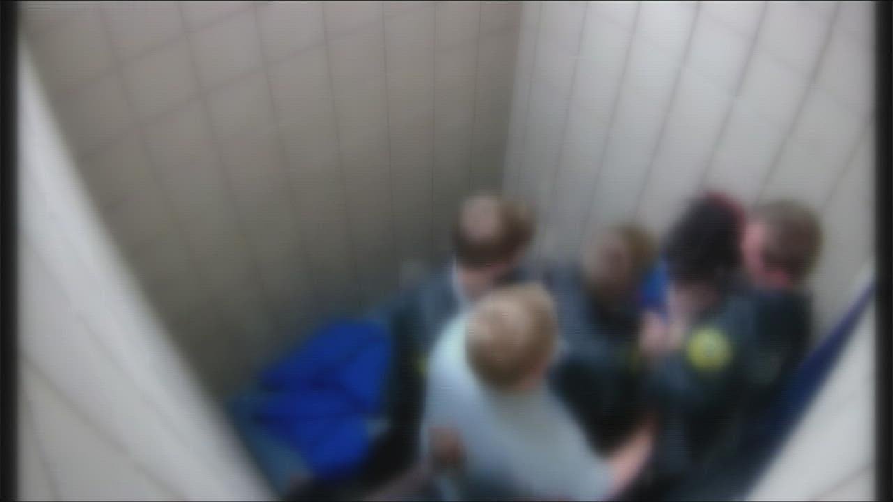 Georgia sheriff investigating after video shows jailers punching detainee