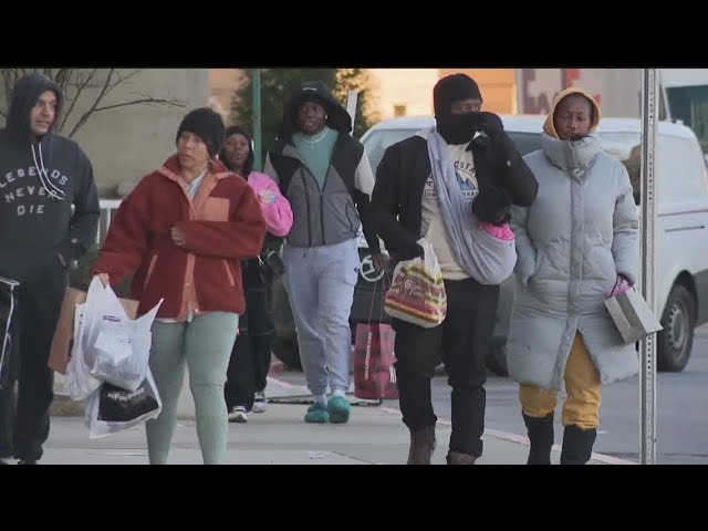 Holiday shoppers braving bitter cold, not deterred by arctic blast hitting Georgia