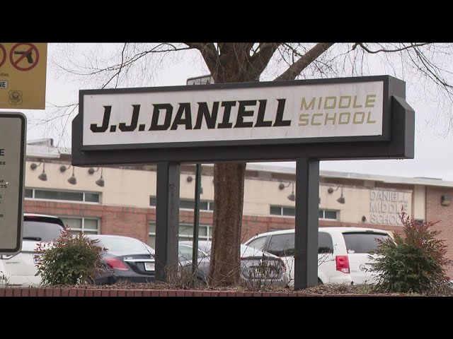 Student attacks another student at Marietta middle school, causing injuries
