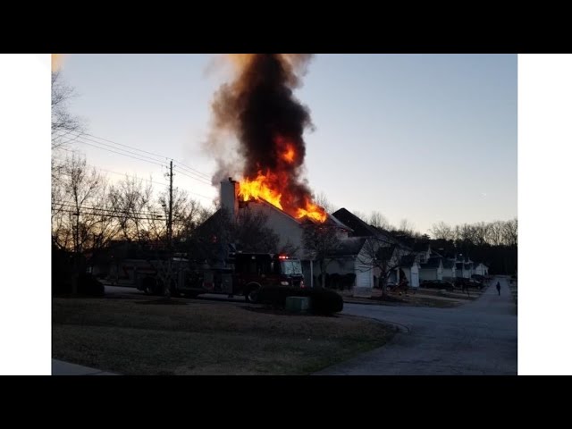 Fire breaks out at East Point home on Ben Hill Road