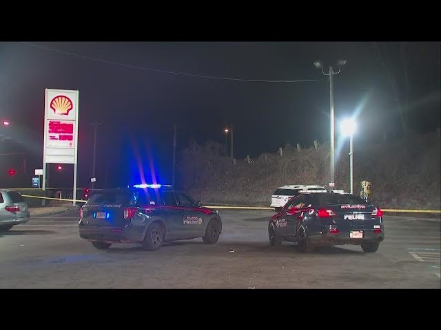 Man shot in leg outside Atlanta gas station, police say