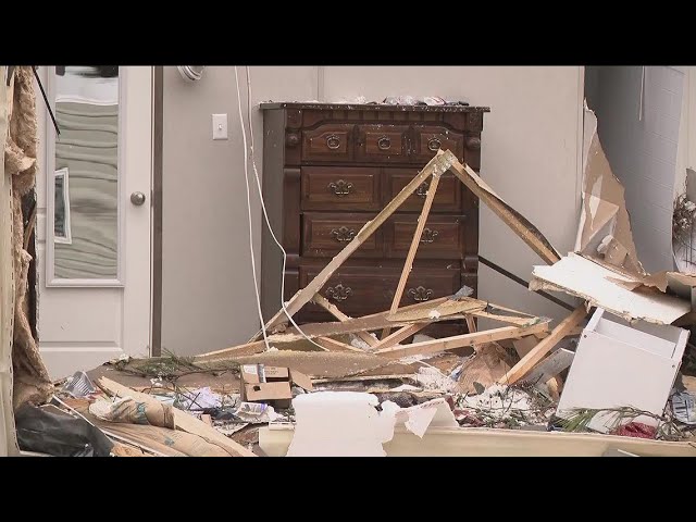 Recovery center opens in Jasper County for tornado victims