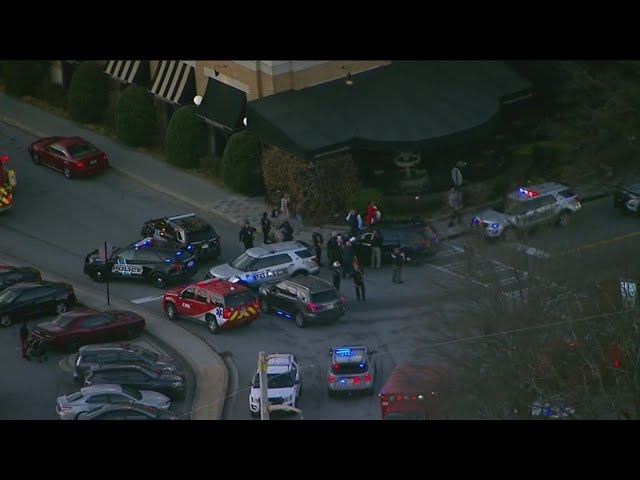 2 wounded during shootout at Perimeter Mall, 1 in custody: Dunwoody Police