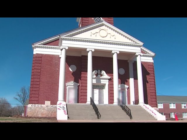 Man arrested, accused of vandalizing Atlanta church