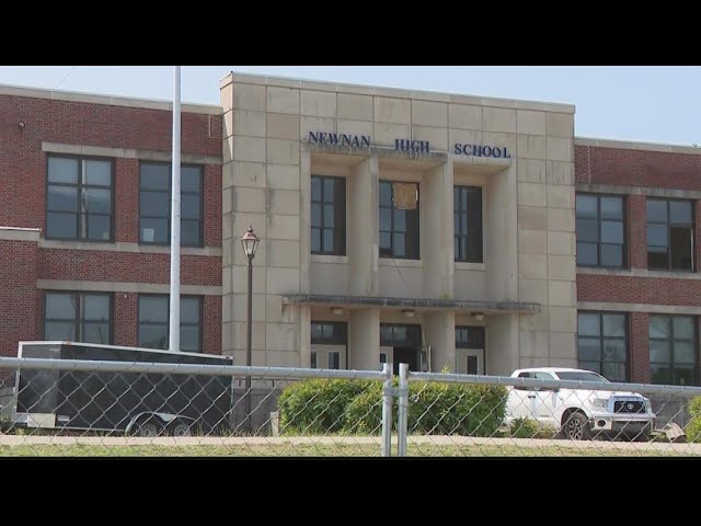 Newnan High student brings knife on campus